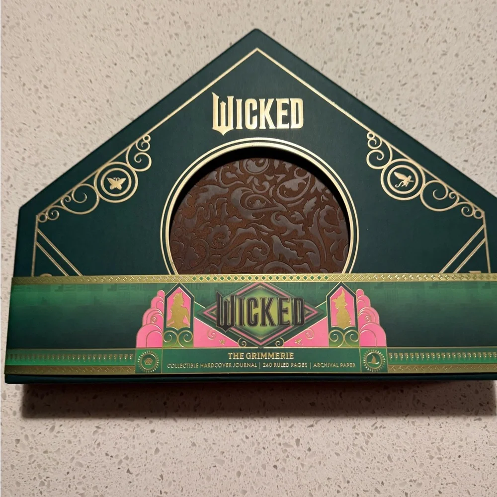 Wicked: The Grimmerie Collectible Hardcover Journal NWB